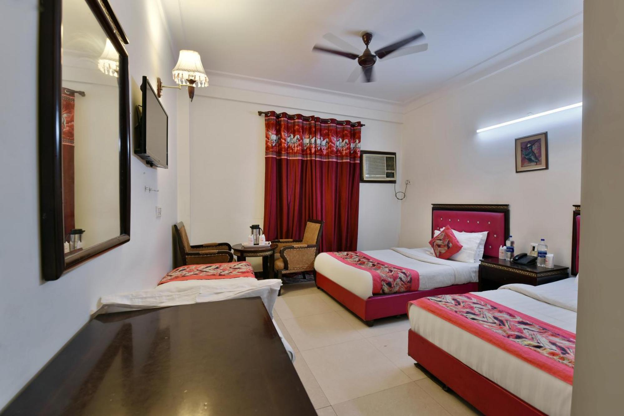 Hotel Family Spot Neu-Delhi Exterior foto